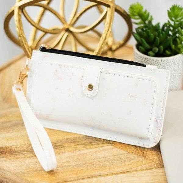 Bella Wristlet Credit Card Zipper Wallet