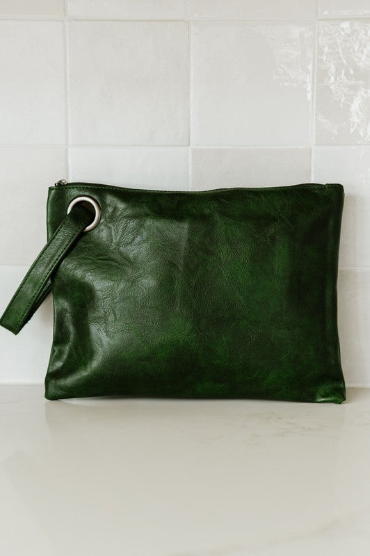 ALEXA OVERSIZED CLUTCH WITH WRISTLET