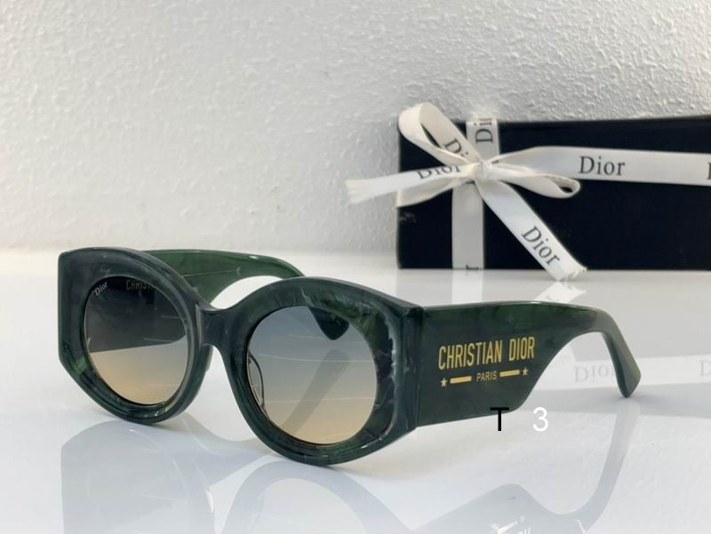 CD Thick Round Sunglasses