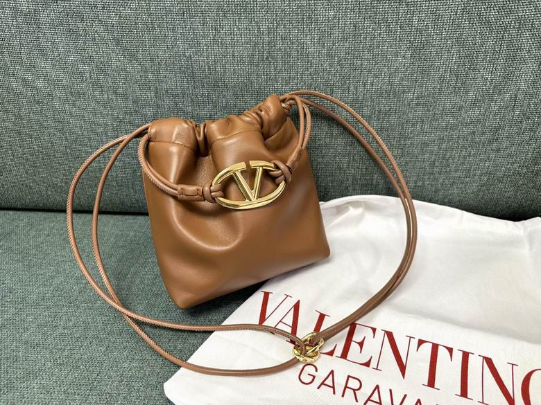 Val Scrunch Bucket Bag