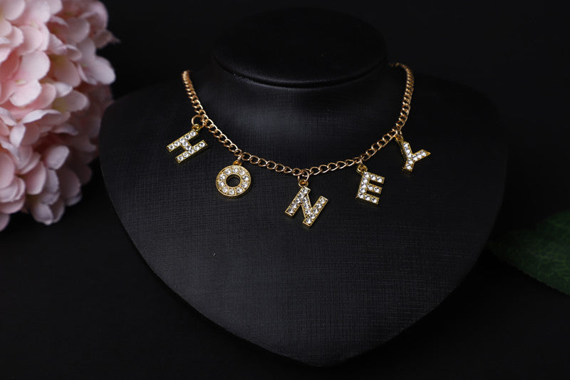 Customized English alphabet necklace