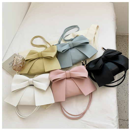 Underarm Bag With Bow