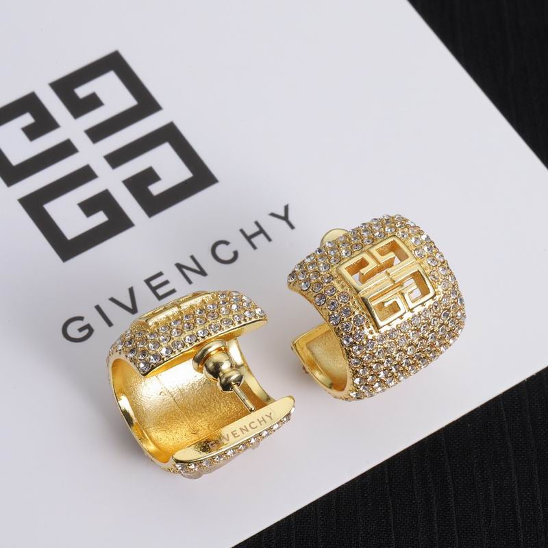 Giv Signature Earrings