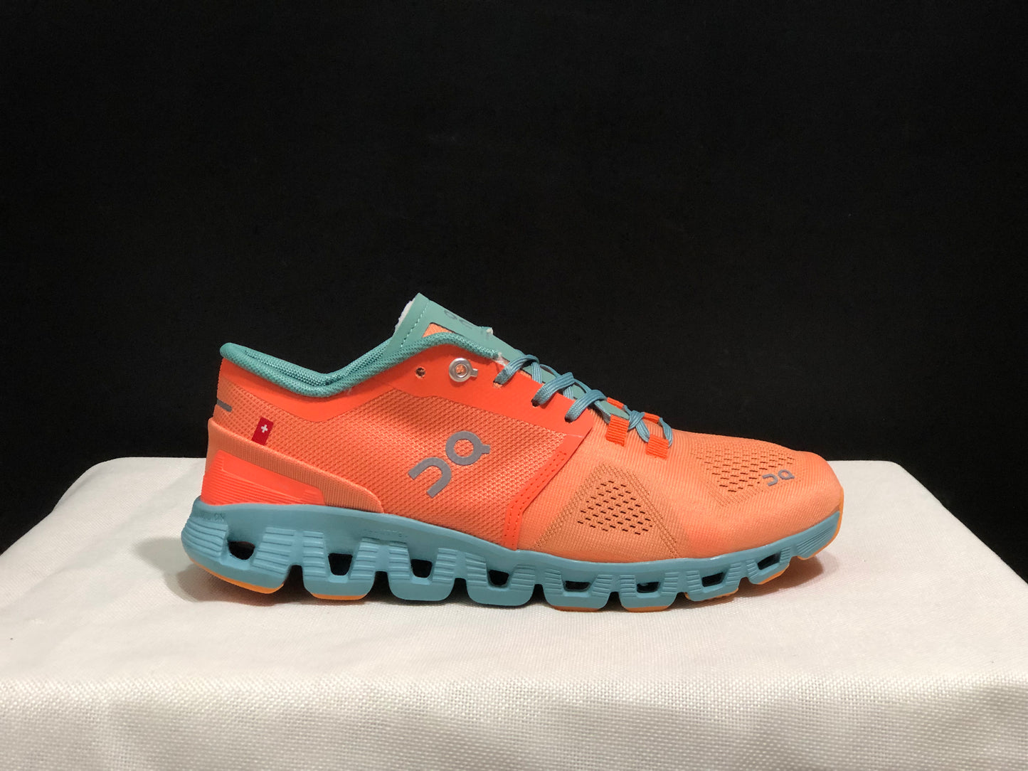 O Cloud Orange Sneaker