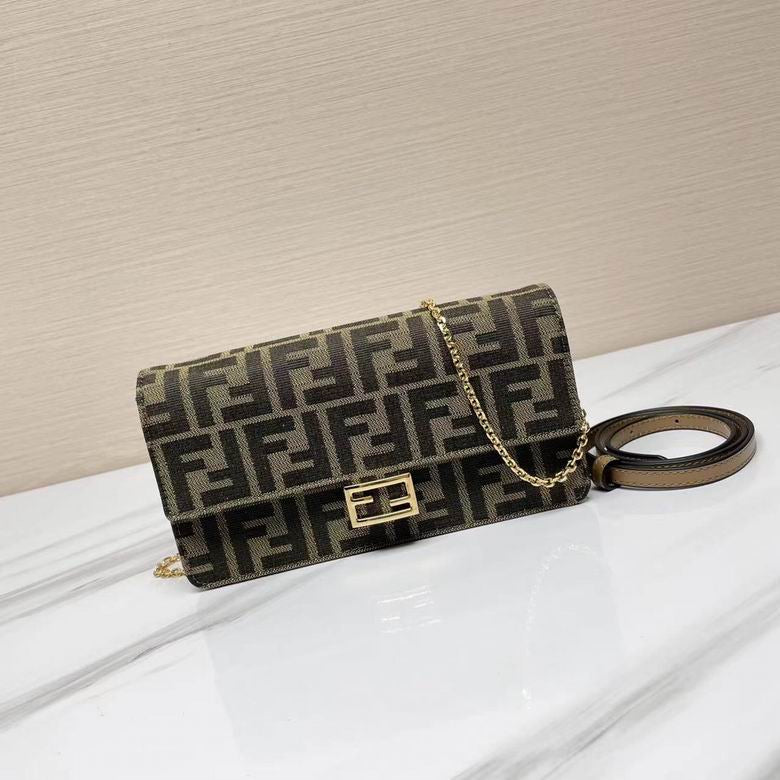 Fen Clutch Crossbody Handbag