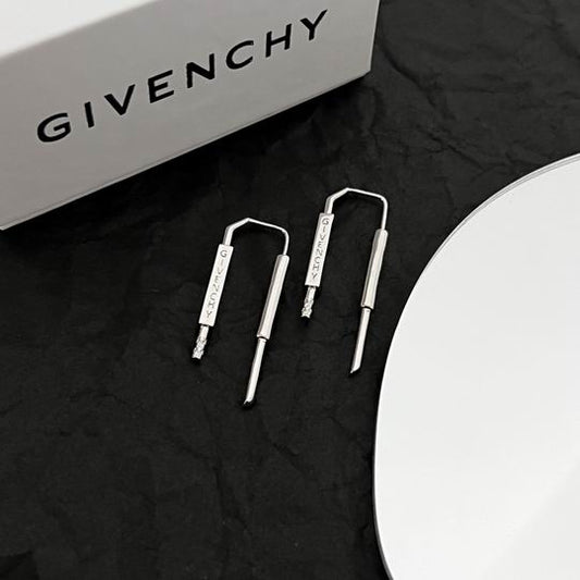 Giv Signature Earring