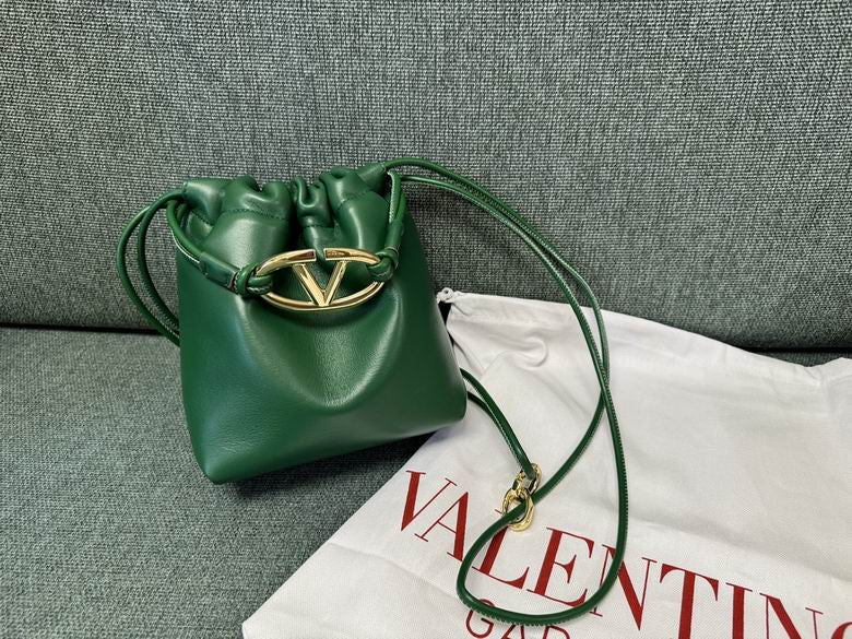 Val Scrunch Bucket Bag