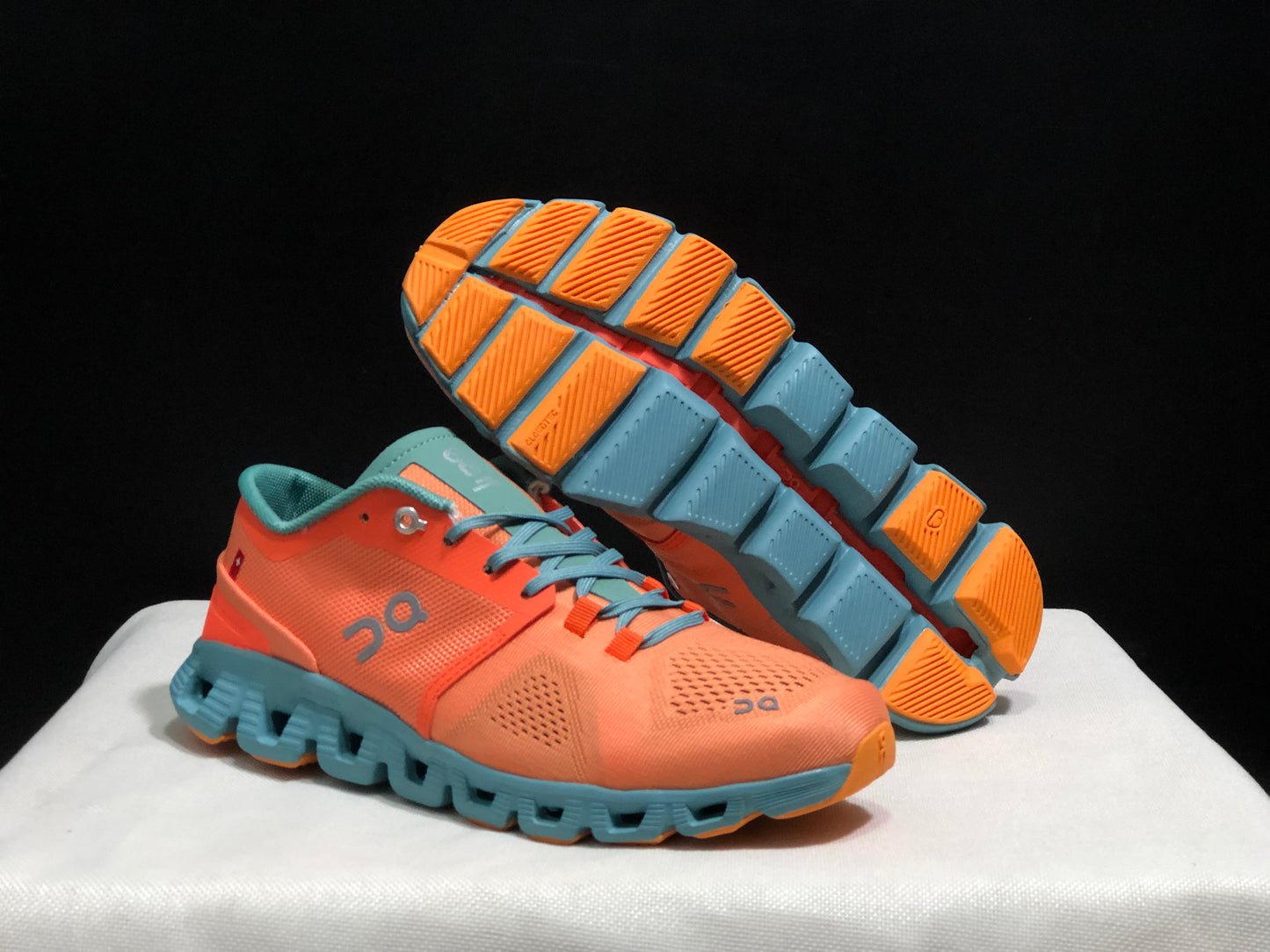 O Cloud Orange Sneaker