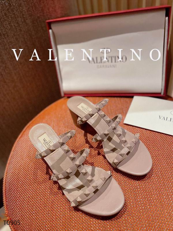 VAL Strappy Sandal